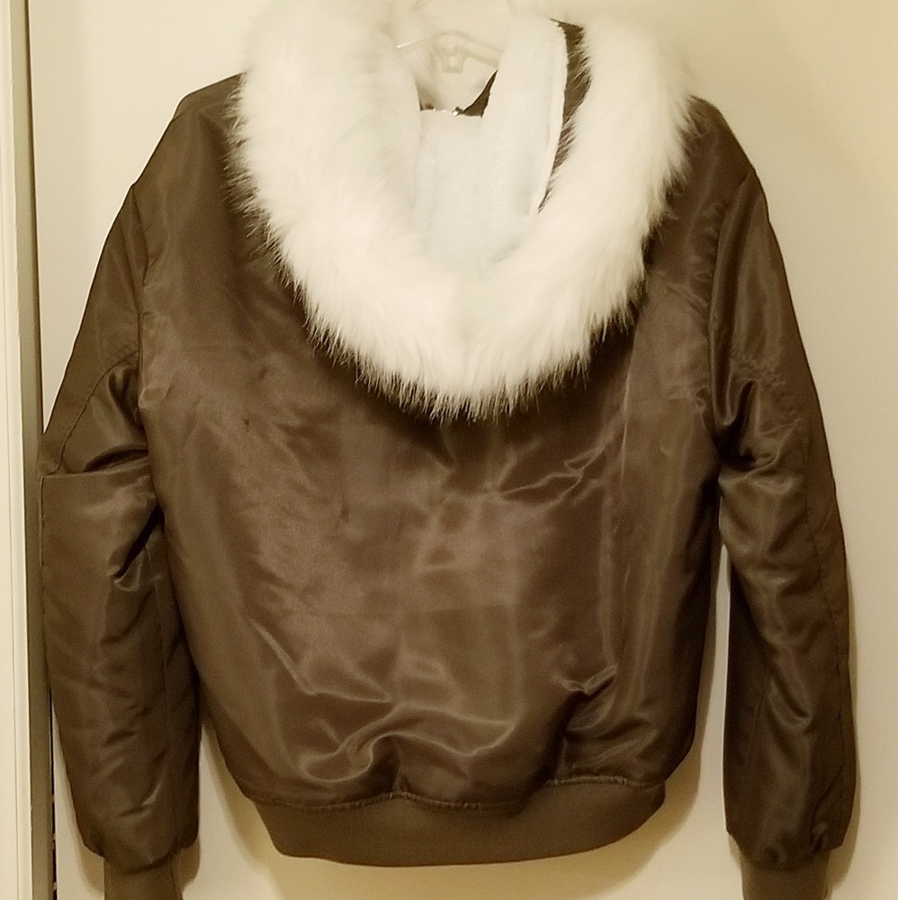 Olive Green Bomber Jacket - Picture 4 of 5